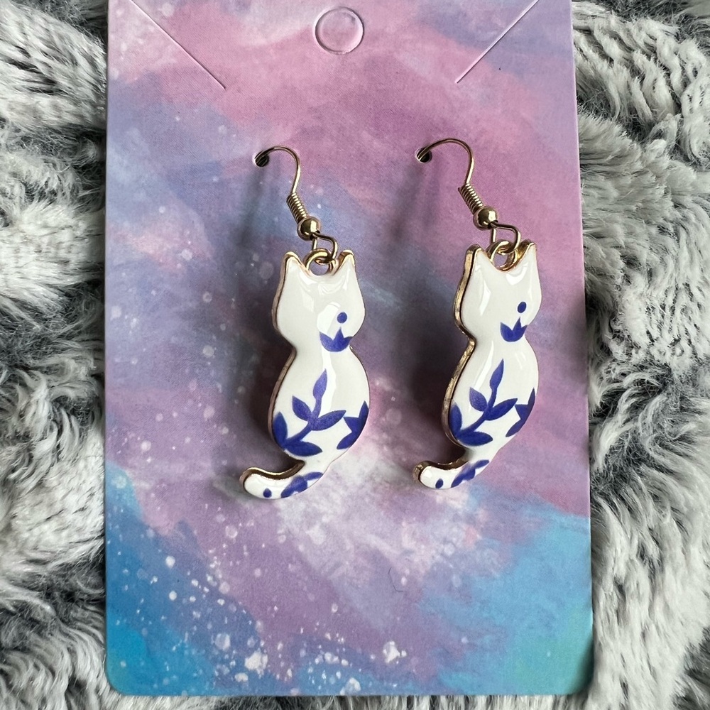 Cat earrings